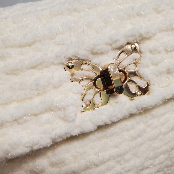 Cream Handmade Shoulder Purse - Picture 3 of 4